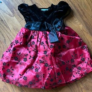 Red and black velvet dress 2T
